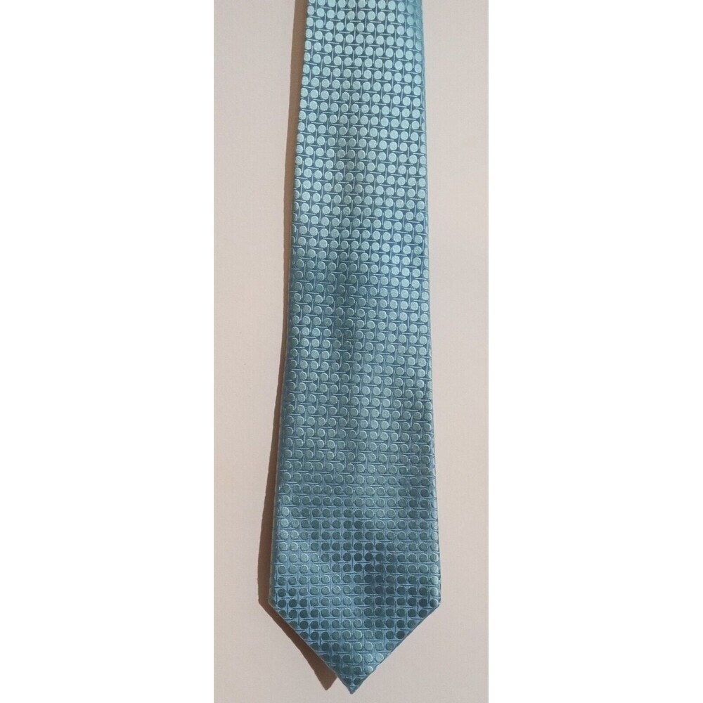 BCBG ATTITUDE---DESIGNER TIE--HAND SEWN--100% IMPORTED SILK--3 1/2 x 59"-- Nice